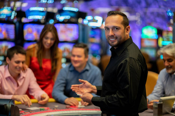 intertoto platform showing slot games, live-dealer tables, and sportsbook coverage